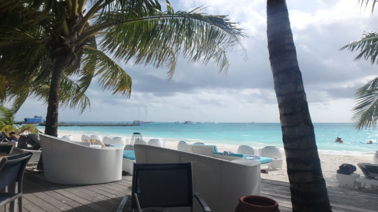 Strand Meeru Maldives Resort Island