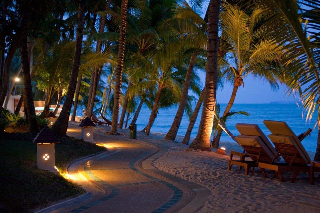 Abendstimmung am Strand Santiburi Koh Samui