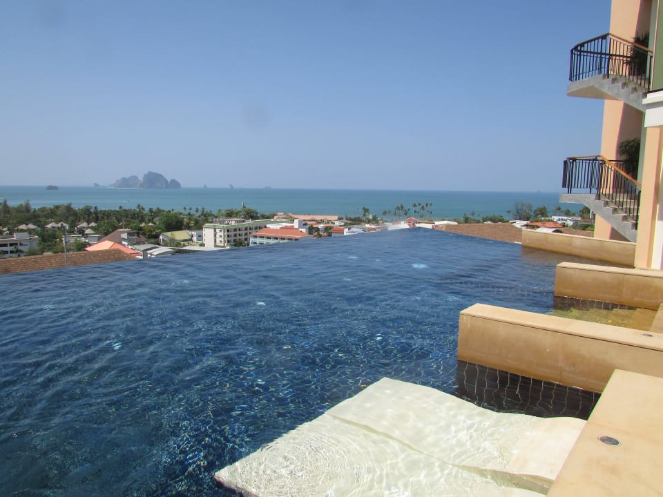 Panoramapool (3tes Gebäude) Avani Ao Nang Cliff Krabi Resort