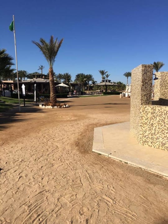 Zugang zum Strand Steigenberger ALDAU Beach Hotel