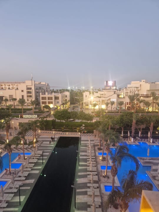 Pool Steigenberger Aqua Magic