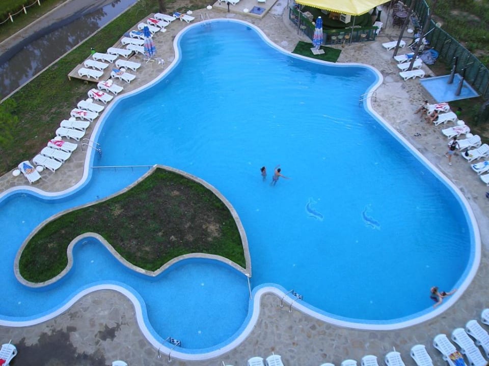 Poolanlage Ende August 2004 Colosseum Hotel Colosseum