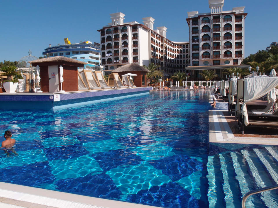 Poolanlage Quattro Beach Spa & Resort