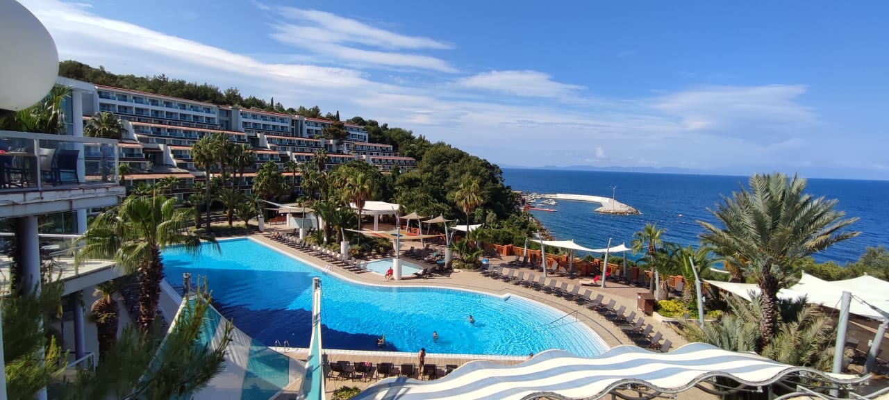 Pool Hotel Pine Bay Holiday Resort