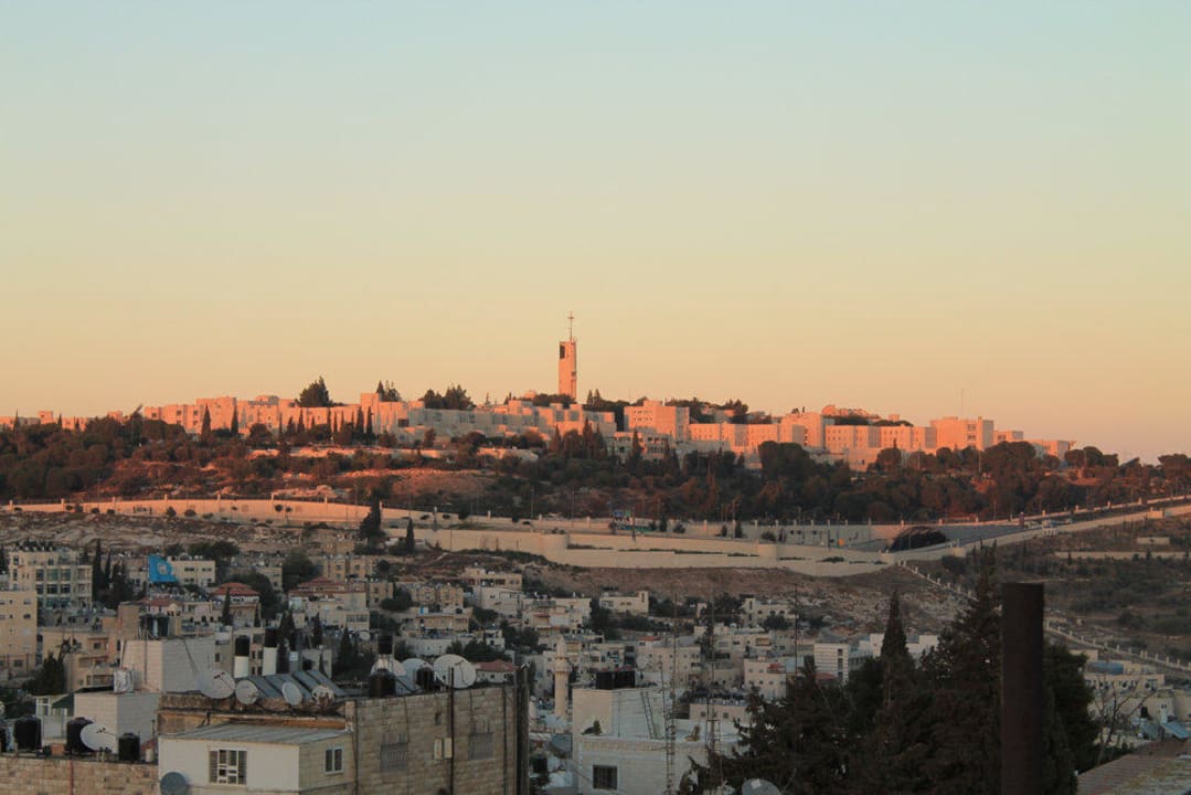 Blick von der Dachterrasse Hotel Ritz