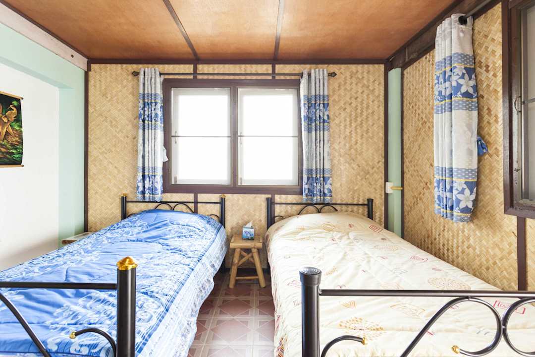 Zimmer Lha's Place Guesthouse and Holidayhomes