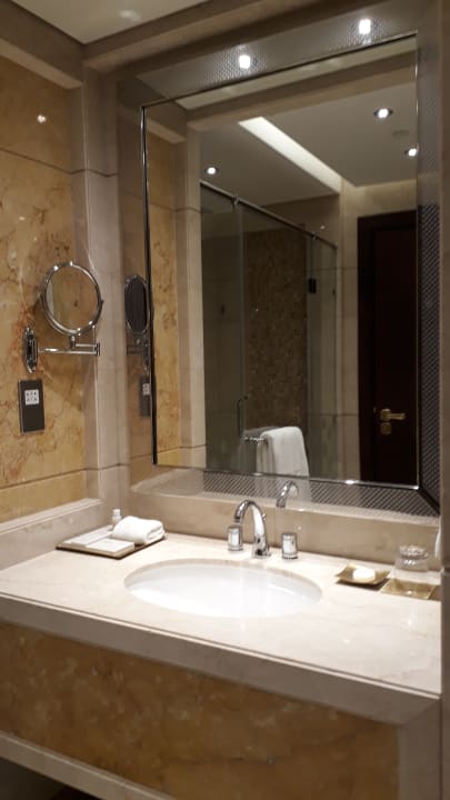 Zimmer Al Najada Hotel by Tivoli