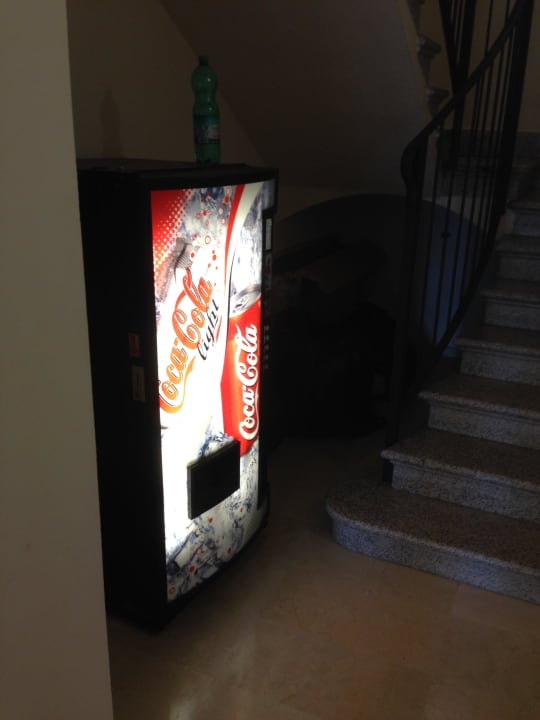 Eingangsbereich im Nebengebäude Gobi Ahoi! Urban Beach Hotel