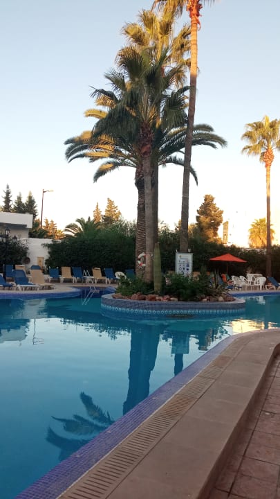 Pool Hotel Nesrine