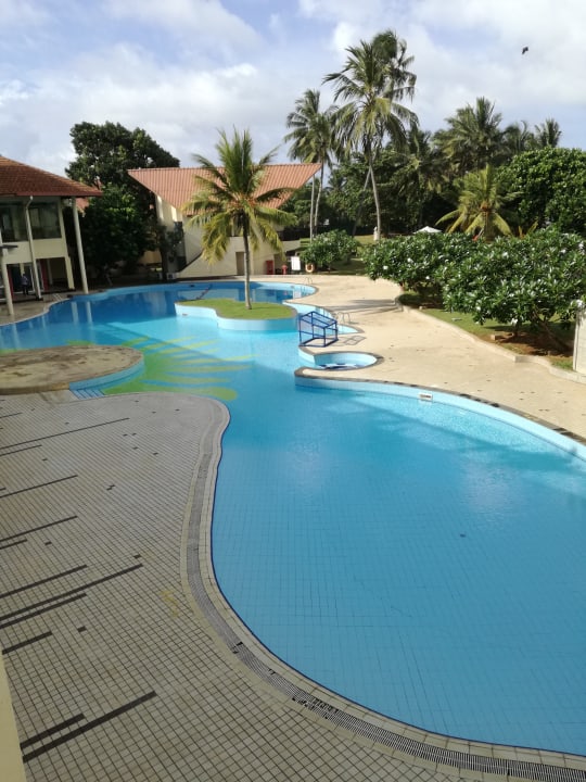 Pool Turyaa Kalutara