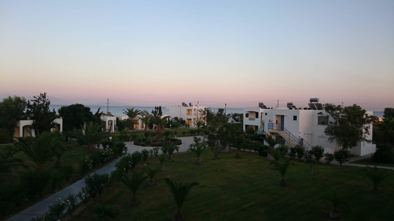 Ausblick Weg zum Strand Sovereign Beach Hotel