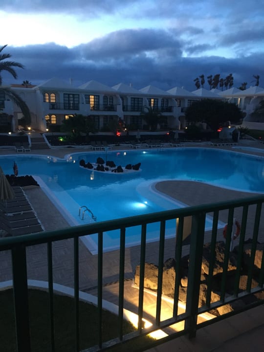 Pool H10 Ocean Suites