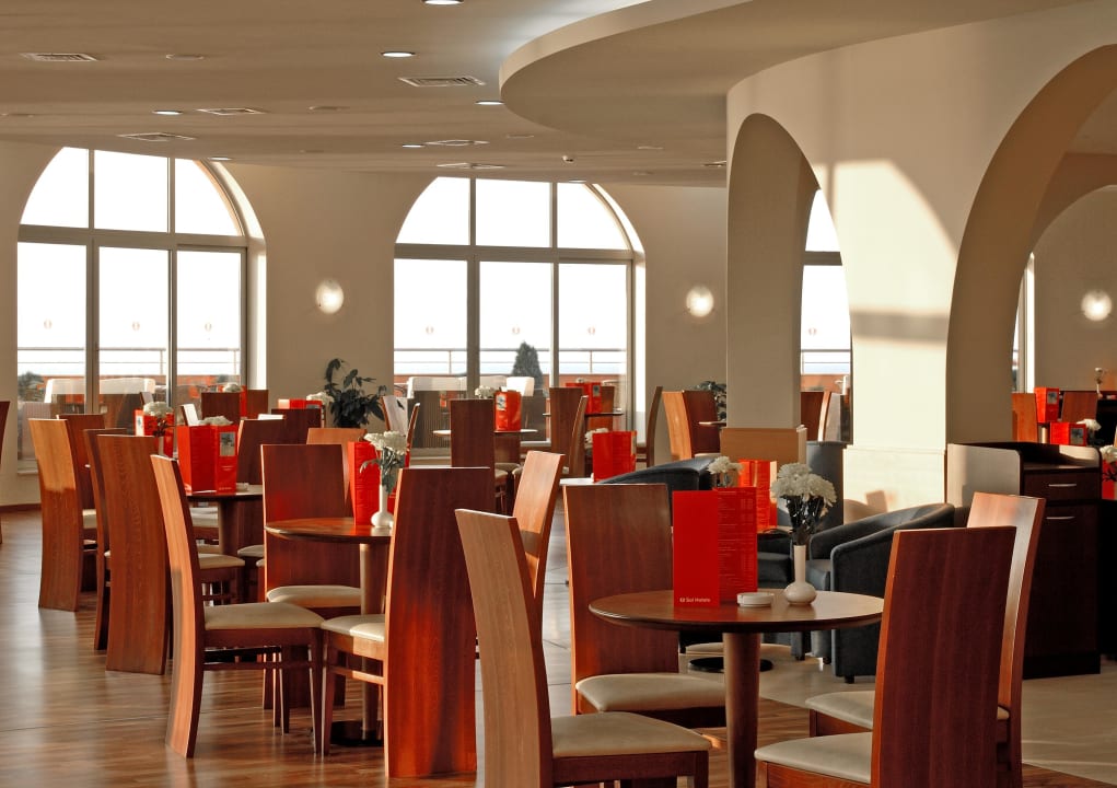 Lobby Bar Sol Luna Bay