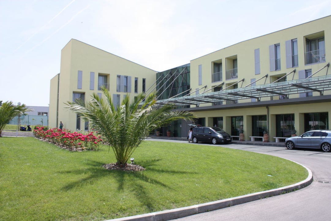 Hotel Aussenansicht Falkensteiner Family Hotel Diadora