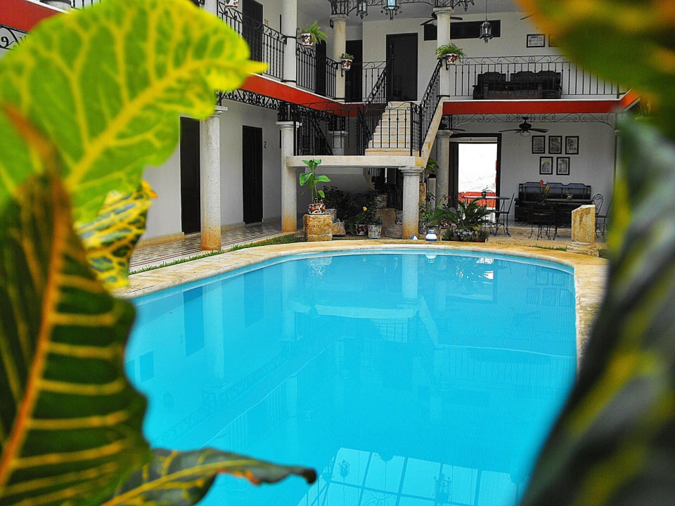 Vista Piscina Hotel Colonial La Aurora