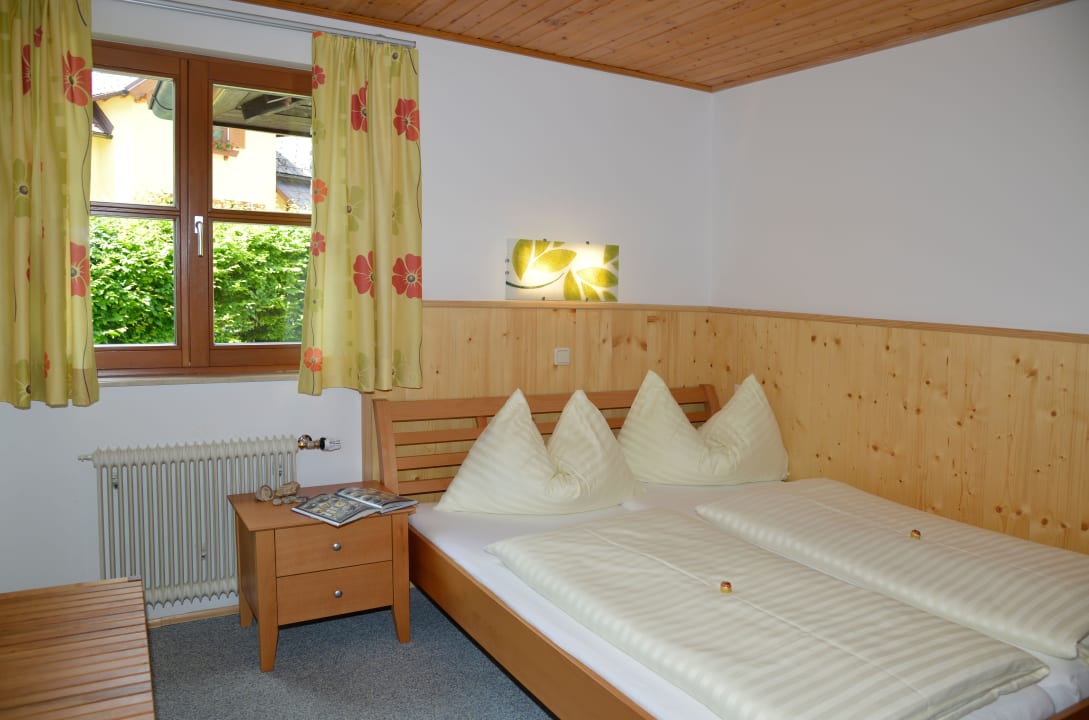 Schlafzimmer Landhaus Schwaighofer