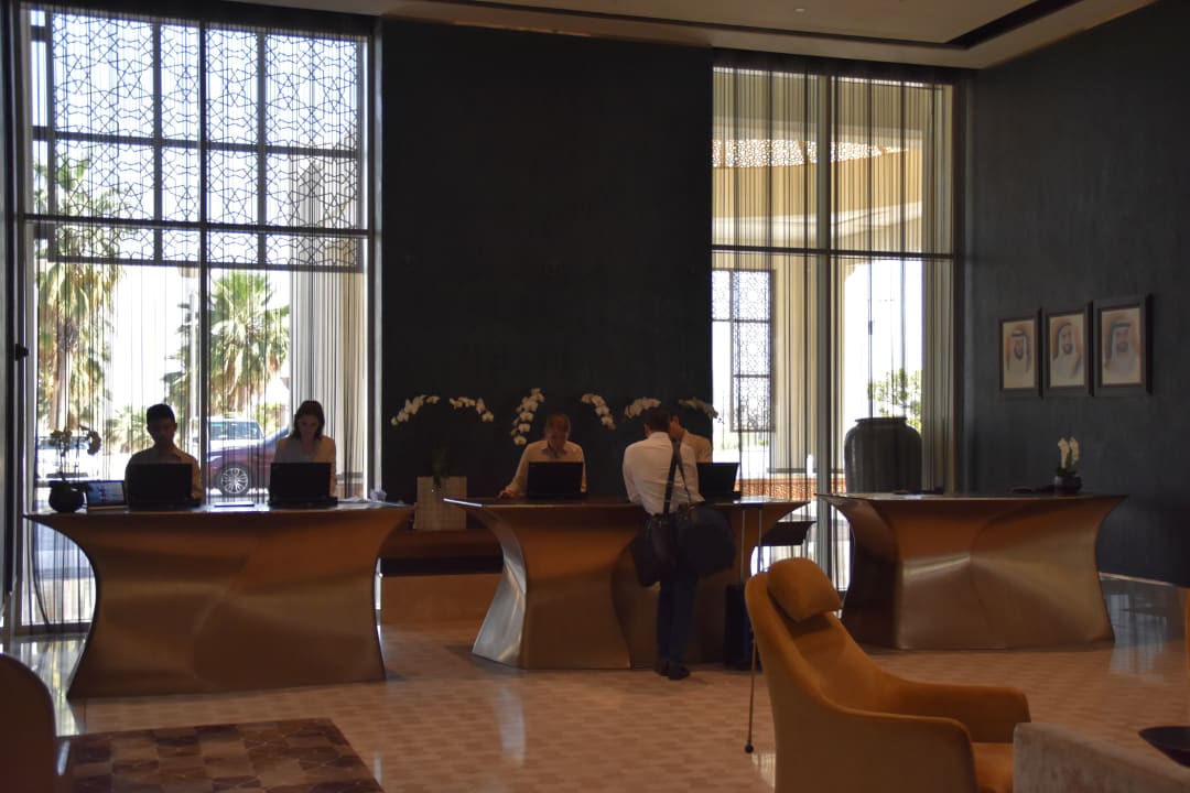 Lobby Park Hyatt Abu Dhabi Hotel and Villas