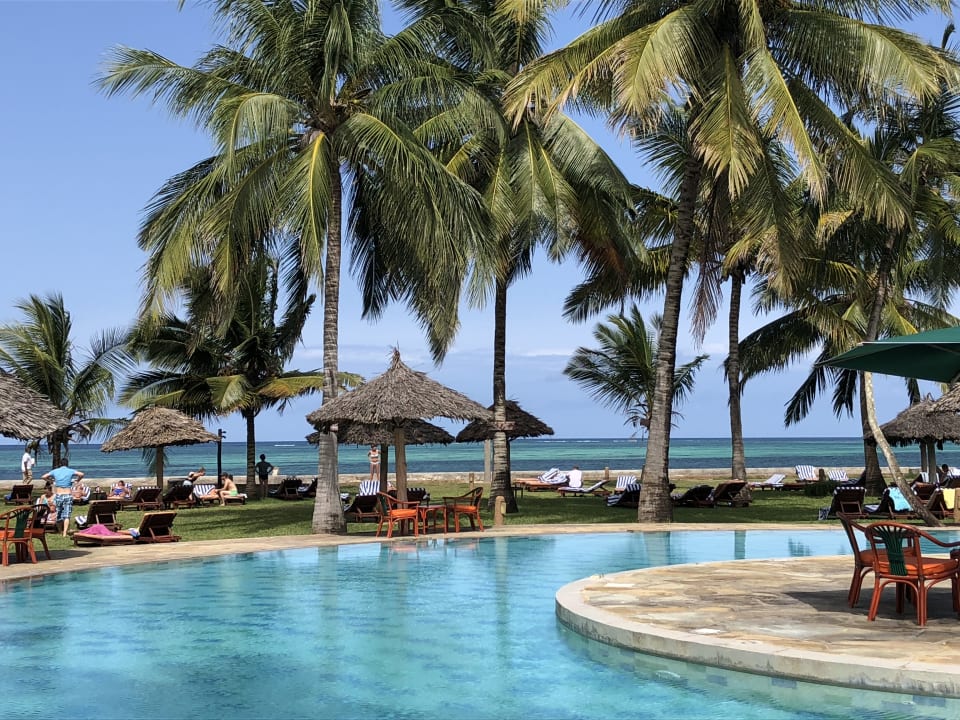 Pool Neptune Village Beach Resort & Spa