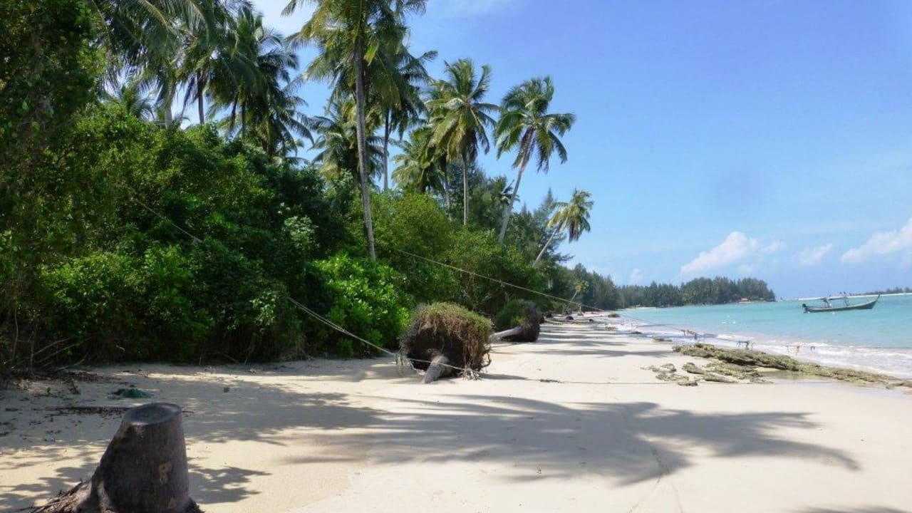 Traumhafte Strände abseits SENTIDO Khao Lak