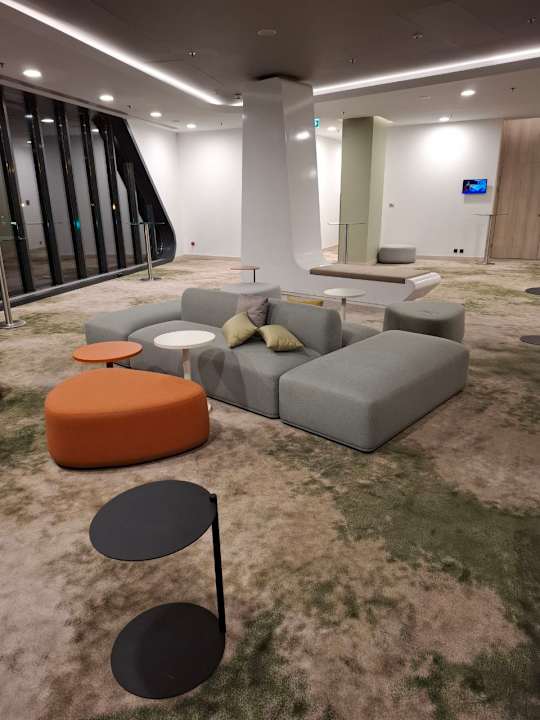 Lobby Park Inn by Radisson Krakow Hotel