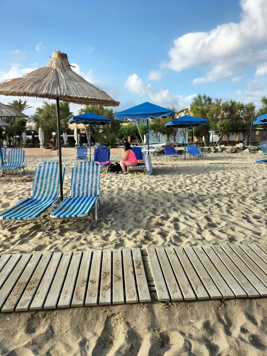 Strand Anissa Beach & Village