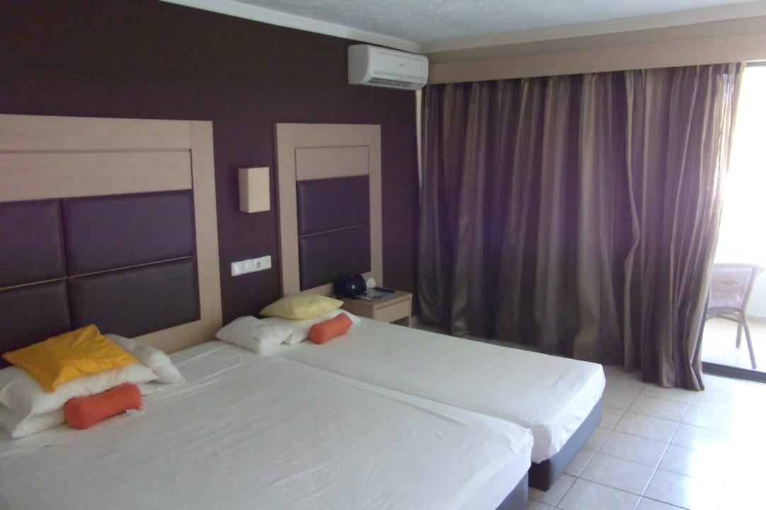 Blick im Zimmer Kipriotis Hippocrates Hotel