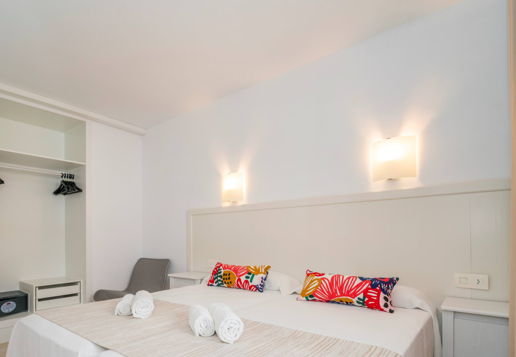 Zimmer Beach Club Hotel-Apartments