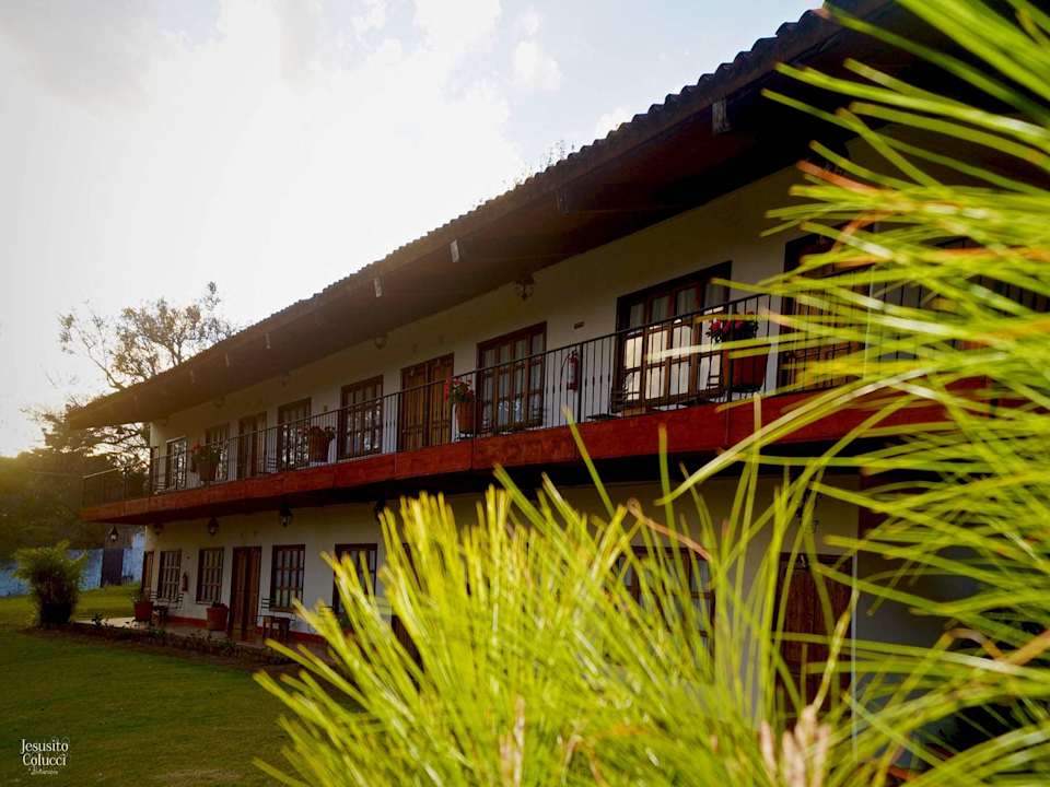 Fachada Hotel Mision Patzcuaro