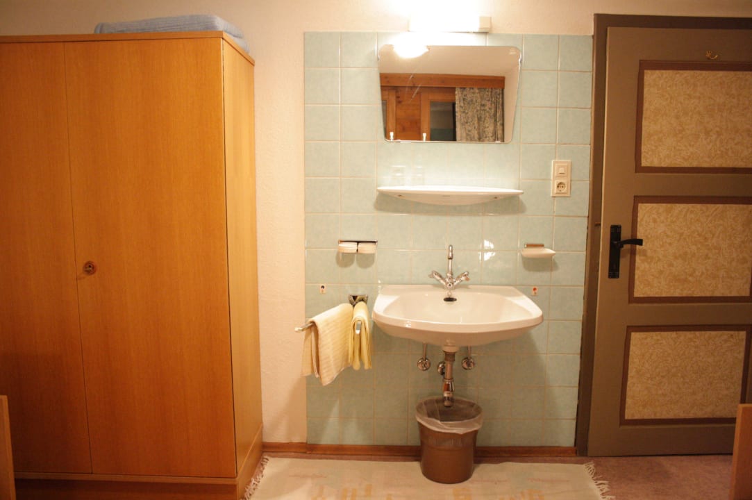 Badezimmer Gasthaus Pension Schön