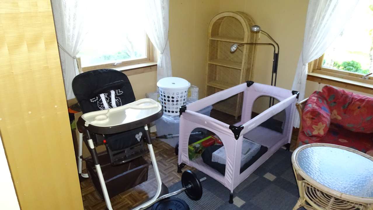 Zimmer Gårdshytten, Dverbergveien 143