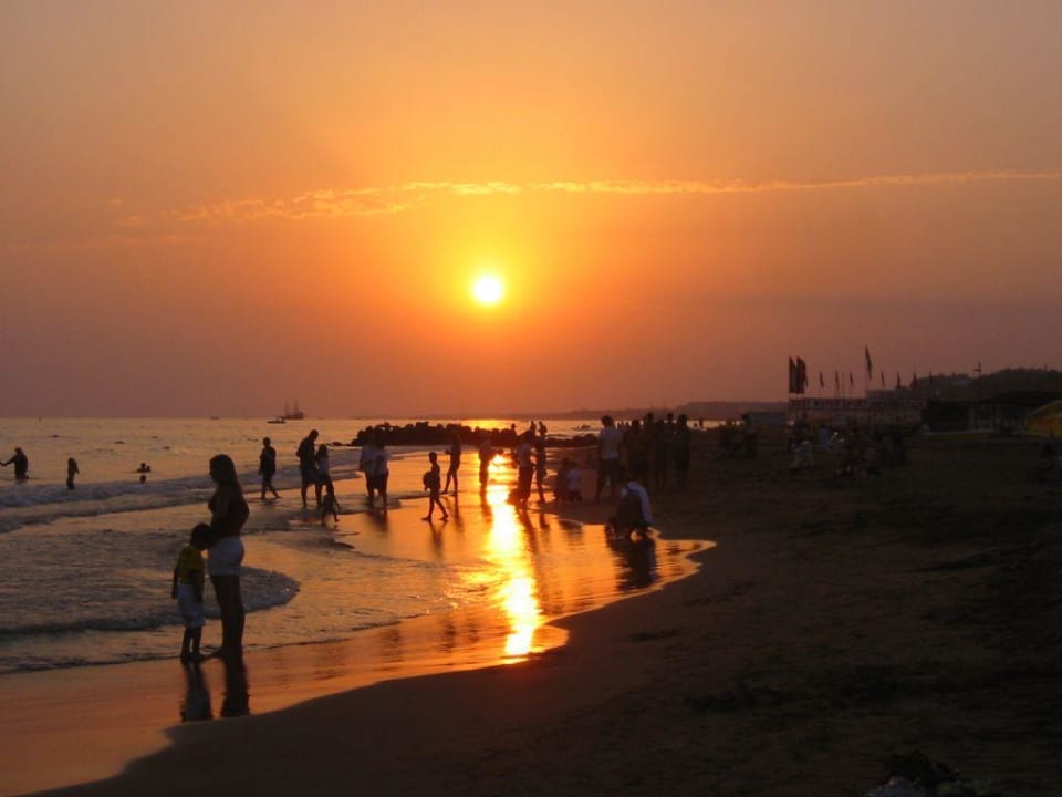Sonnenuntergang am Strand Aydinbey Kings Palace & Spa