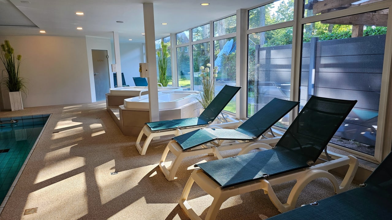 Pool Flair Hotel Hubertus