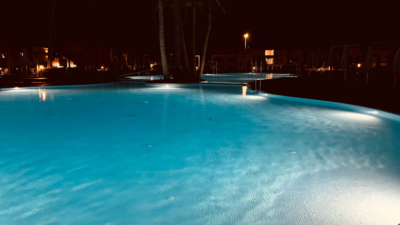 Pool Hotel Riu Paraiso Lanzarote