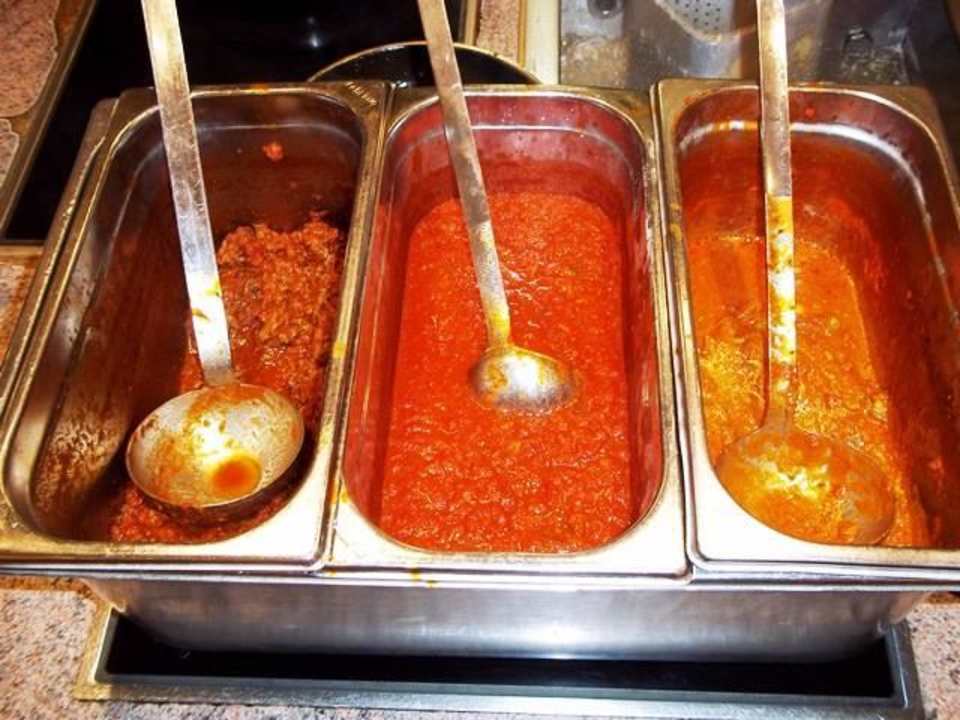 Mittagsbüffet - Hirtensauce / Bolognese / Tomaten Alphotel Tyrol