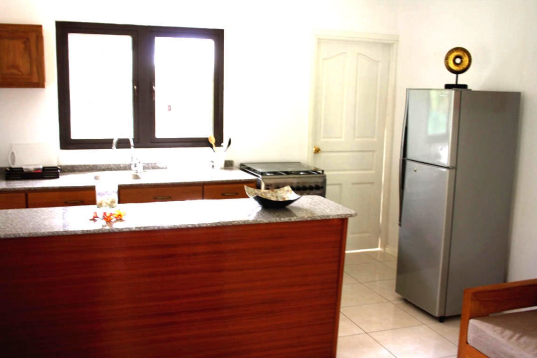 Selbstversorgerküche Takamaka Beach Villas