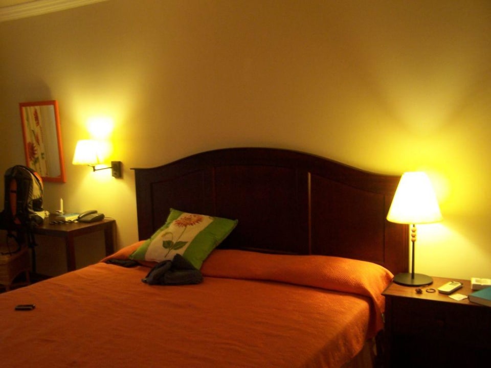 Bett im Superiorzimmer Hotel Villas Caroline