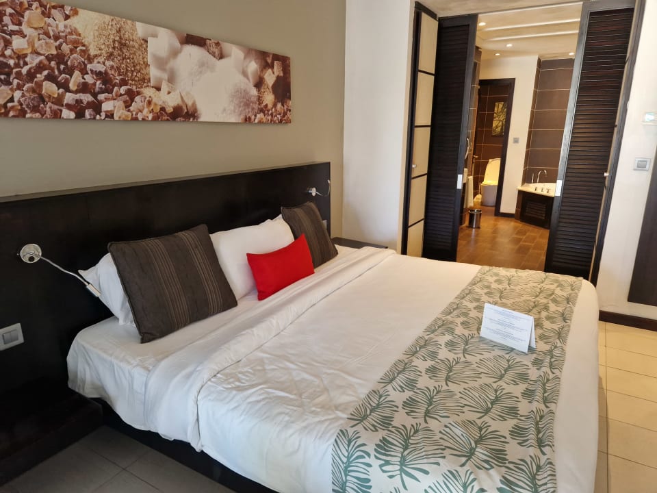 Zimmer Crystals Beach Resort Belle Mare, a member of Radisson Individuals