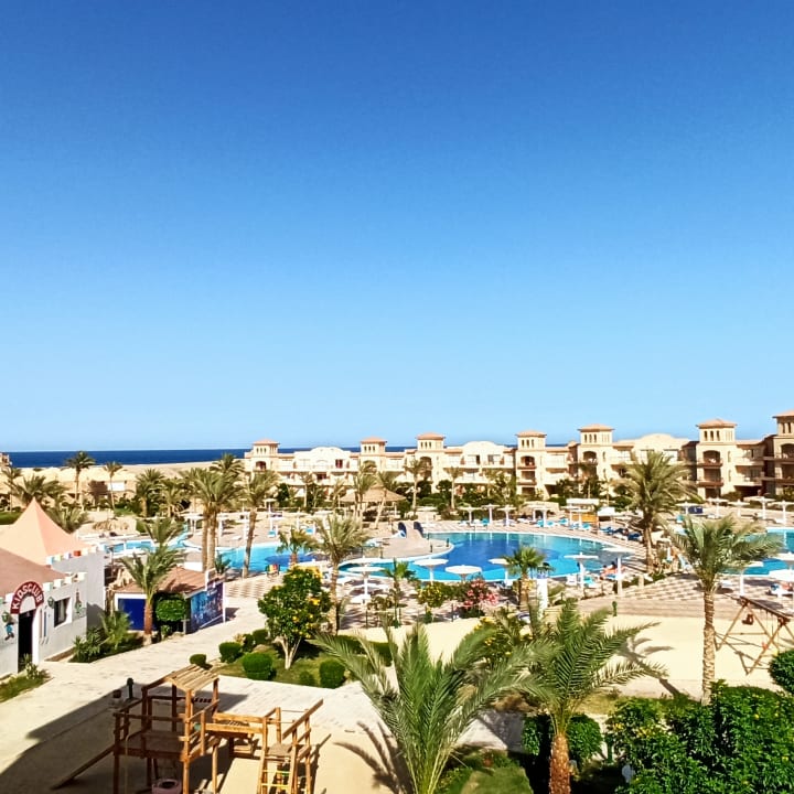 Ausblick Pensée Royal Garden Beach Resort
