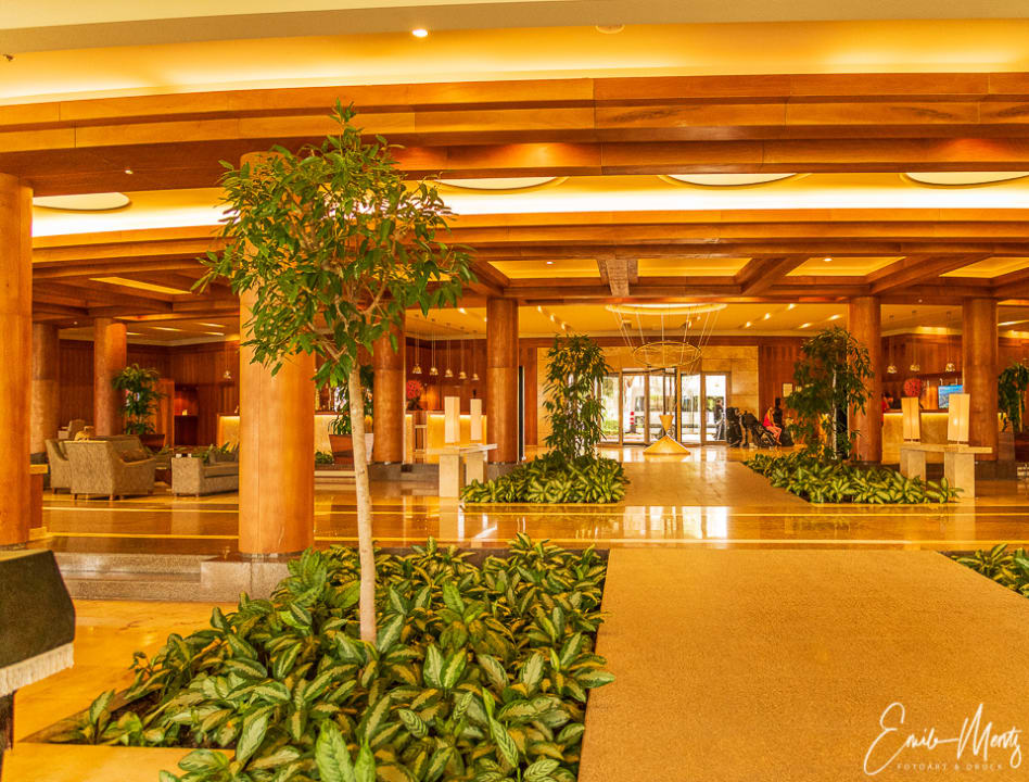 Lobby Gloria Serenity Resort