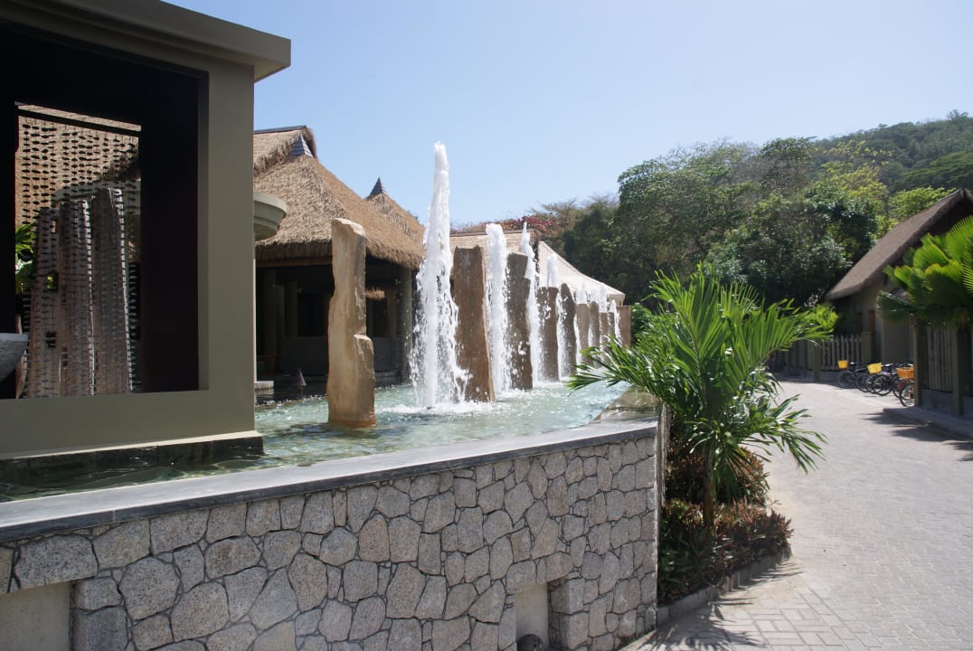 Außenansicht Le Domaine de l'Orangeraie