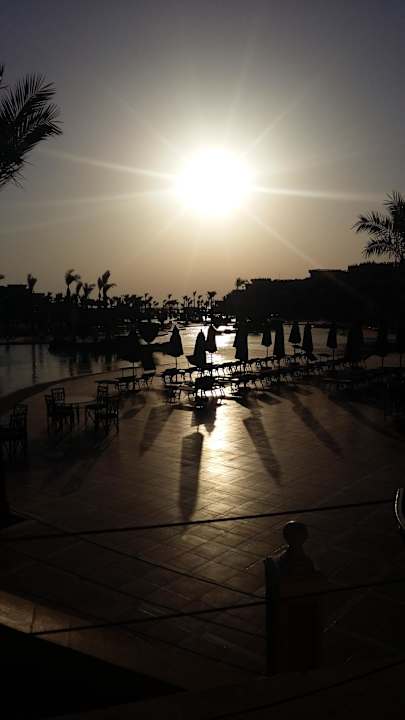 Sonnenaufgang  Pickalbatros Palace Resort