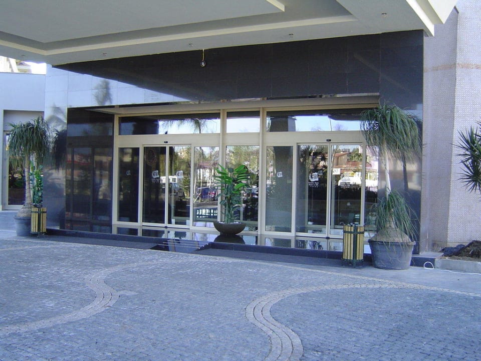 Eingang Sunis Kumköy Beach Resort Hotel & Spa