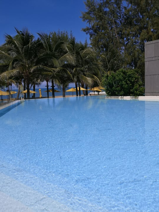 Pool La Vela Khao Lak