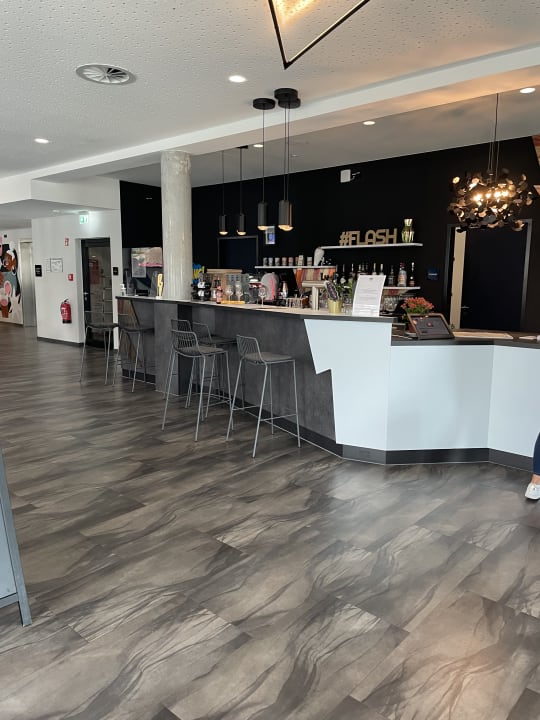 Lobby Holiday Inn - the niu, Flash Berlin Charlottenburg