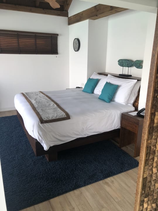 Zimmer Kuredhivaru Resort and Spa, Maldives