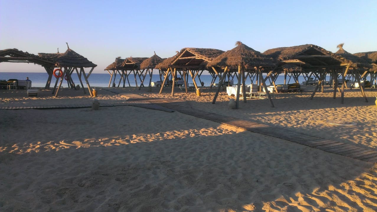 Strand am Morgen  The Orangers Beach Resort and Bungalows