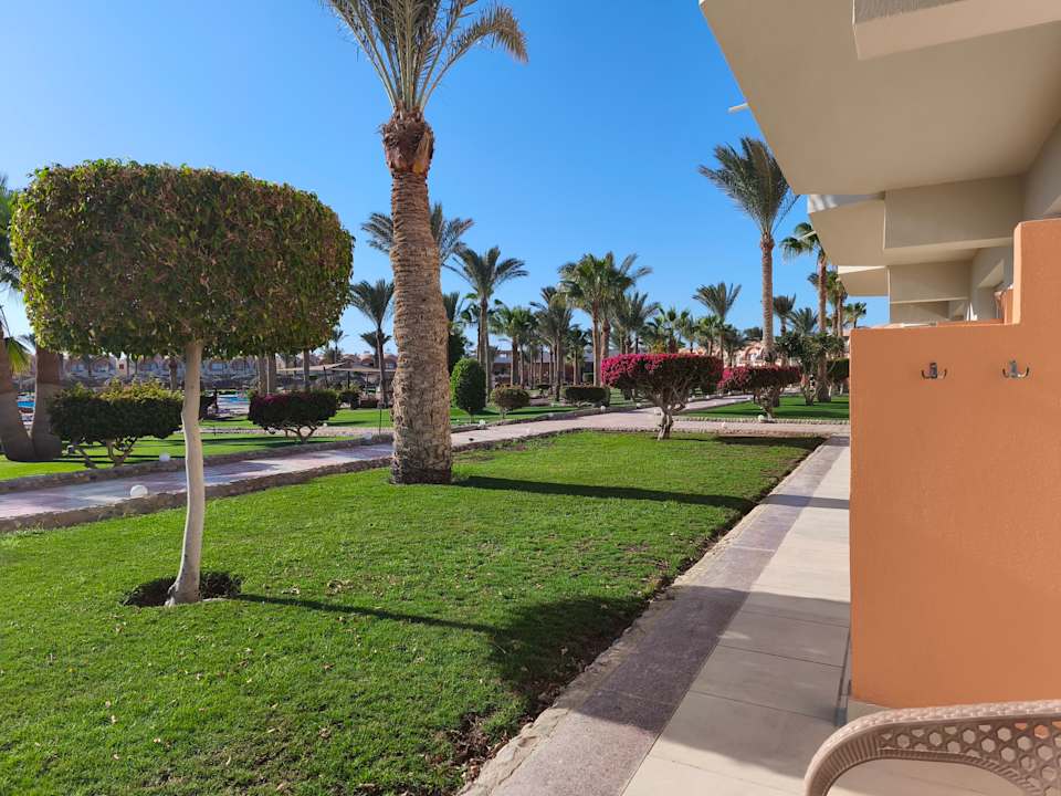 Außenansicht Three Corners Sea Beach Resort