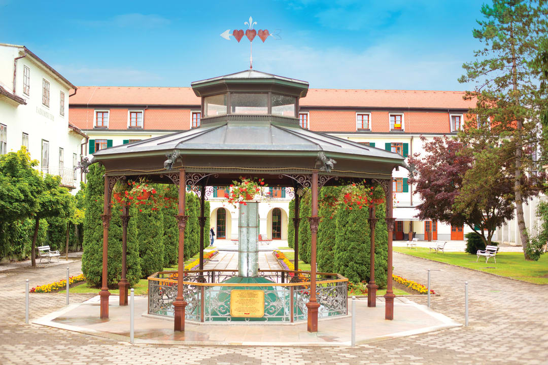 Außenansicht Terme Radenci - Hotel Izvir