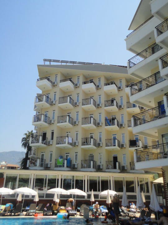 Riviera Riviera Hotel & Spa