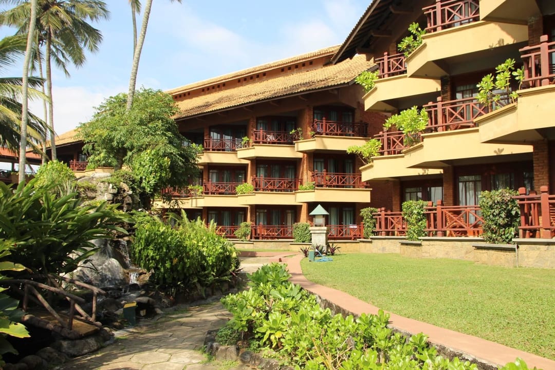 Gebäude-ANsicht Royal Palms Beach Hotel